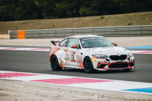 Voiture PPI sur circuit